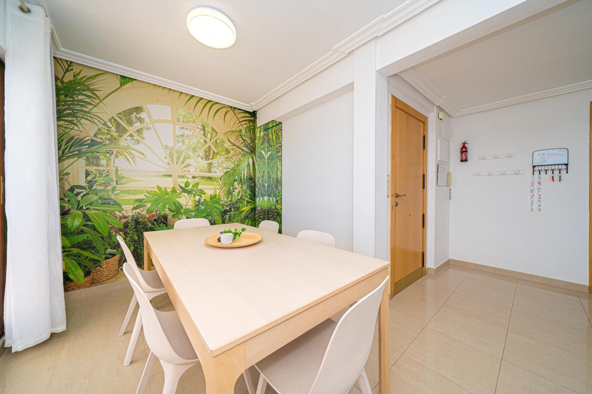 Front Line Apartment Jakarta 2 El Campello Ngoại thất bức ảnh